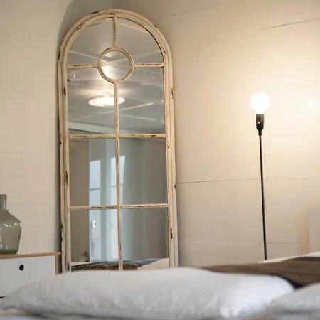 - Boutique & Design Und Apartements Hotell