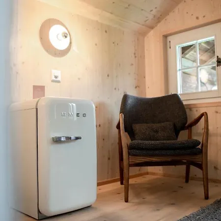 Lenk Lodge - Boutique Design Hotel & Apartments 3* レンク