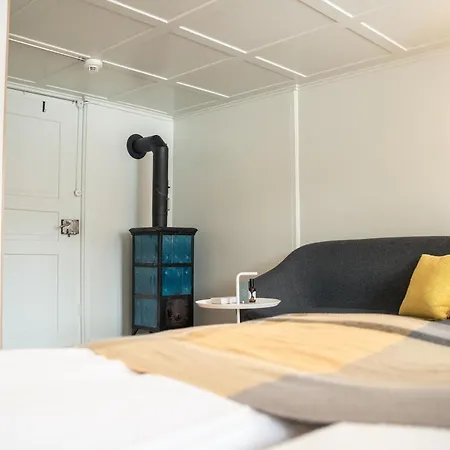 Lenk Lodge - Boutique Design Hotel & Apartments 伦克