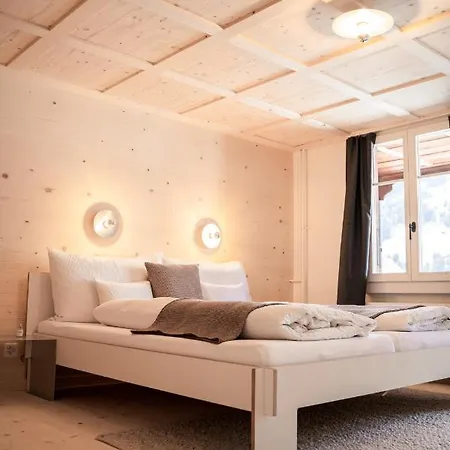 Lenk Lodge - Boutique Design Hotel & Apartments לנק