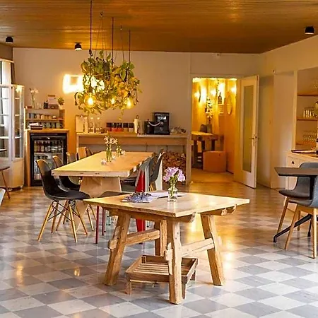 ホテル Lenk Lodge - Boutique Design Hotel & Apartments 3*