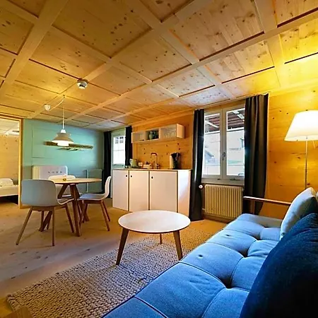 ホテル Lenk Lodge - Boutique Design Hotel & Apartments レンク