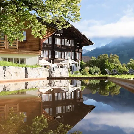 - Boutique & Design Und Apartements Otel 3*