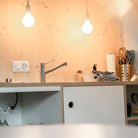 - Boutique & Design Und Apartements Otel 3*