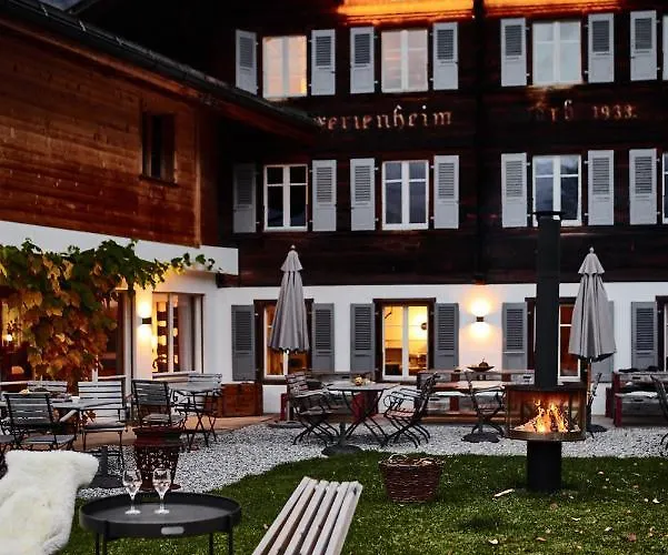 - Boutique & Design Und Apartements Lenk