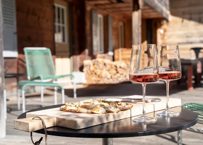 - Boutique & Design Und Apartements Hotel Lenk